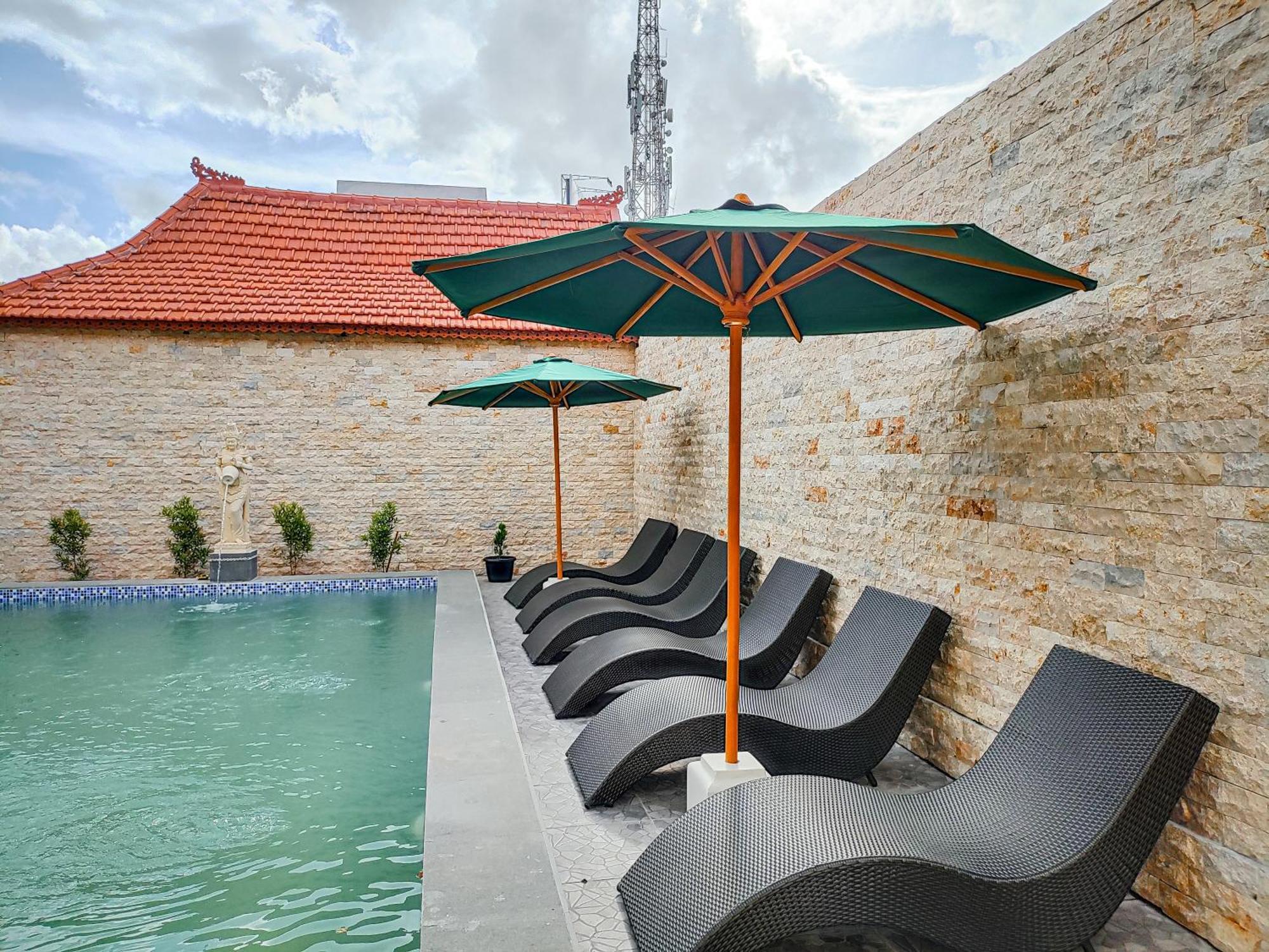 Uli Wood Villa, Jimbaran Bali - Near Gwk Exterior foto